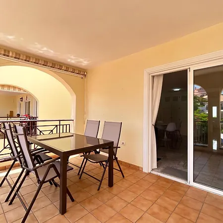 Appartement 2 Bedroom In Cristianos K210 *