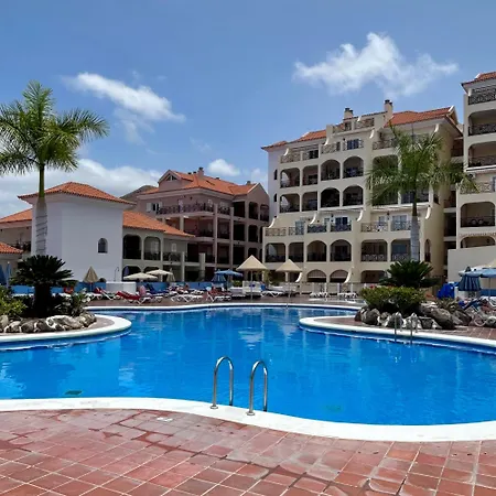 2 Bedroom In Cristianos K210